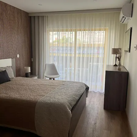 Oasis Apartment, Da Rocha ポルティマン